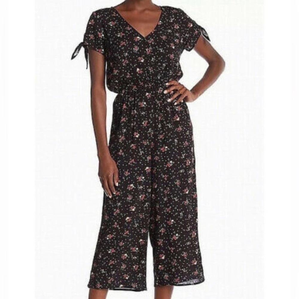 Hiatus Floral Print Crop Wide Leg Jumpsuit Romper Black V-Neck Size Medium